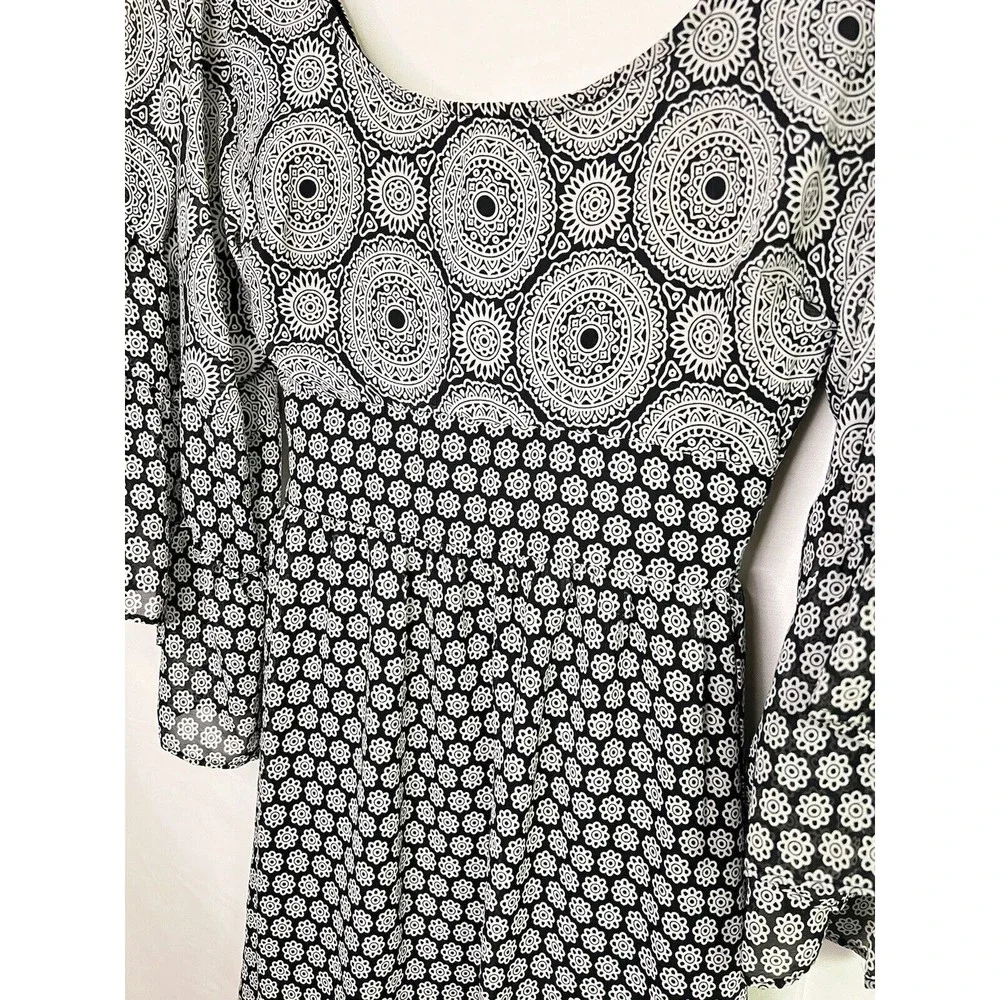 Betsy Johnson Women's Black Grey Geometric Floral Long Sleeve Dress Plus Size 14 - Picture 3 of 9